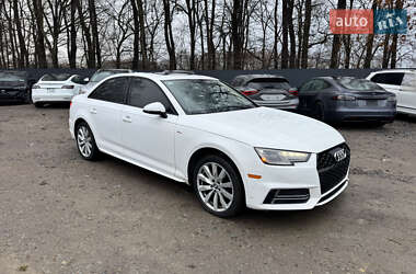 Седан Audi A4 2018 в Ровно