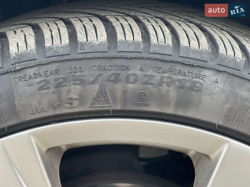 Седан Audi A4 2003 в Надворной