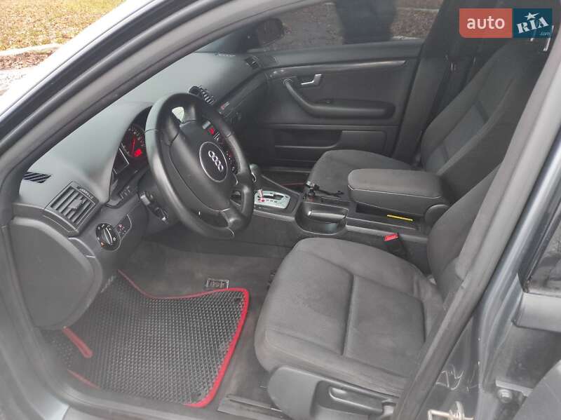 Седан Audi A4 2002 в Погребище