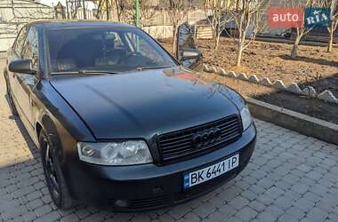 Седан Audi A4 2003 в Ровно