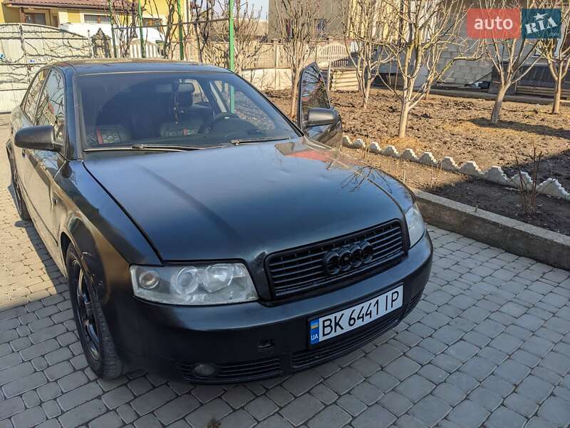 Седан Audi A4 2003 в Ровно фото Седан Audi A4 2003 в Ровно