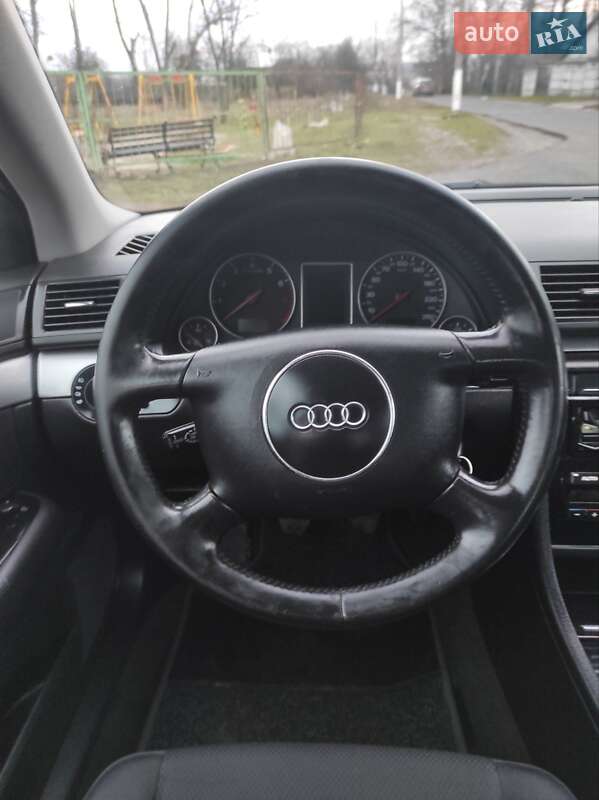 Седан Audi A4 2002 в Харькове