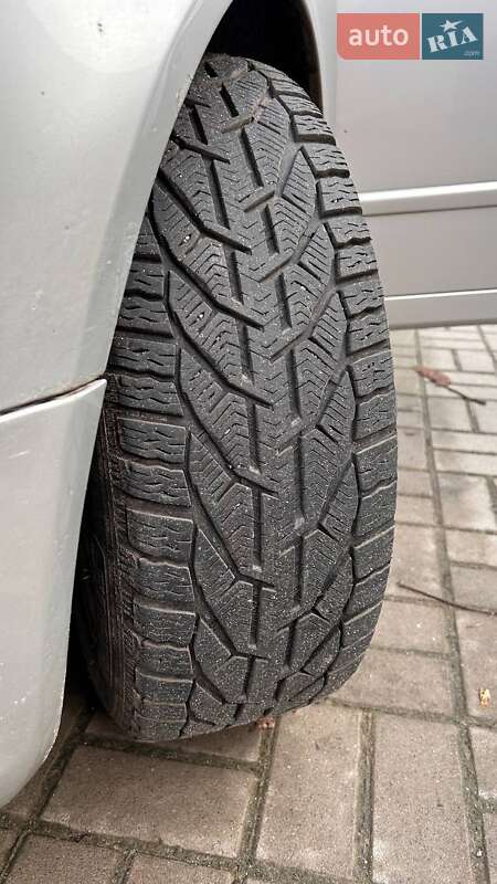 Универсал Audi A4 2007 в Корце фото 28 Универсал Audi A4 2007 в Корце