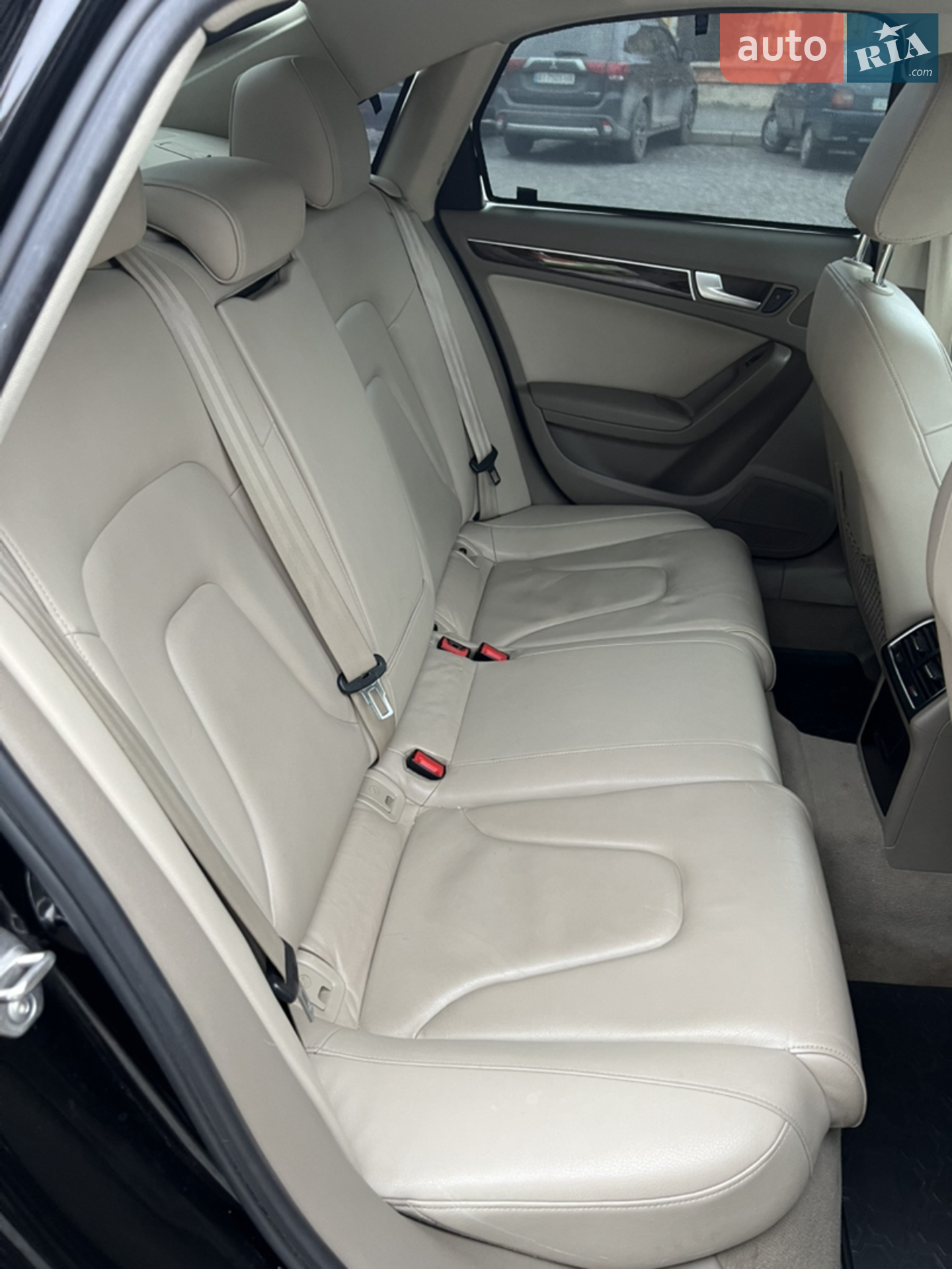 2010 Audi A4 - мініатюра 13
