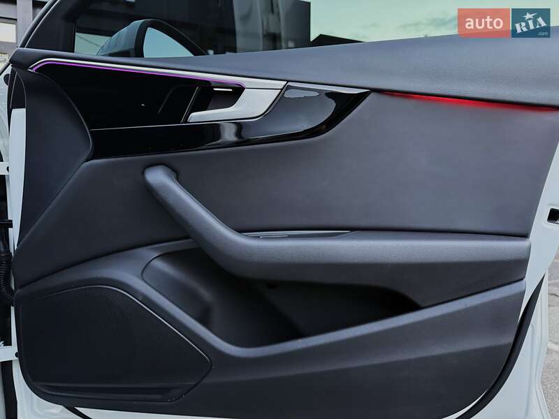 Седан Audi A4 2020 в Киеве фото 34 Седан Audi A4 2020 в Киеве