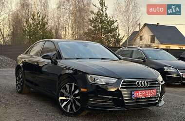 Седан Audi A4 2017 в Маневичах
