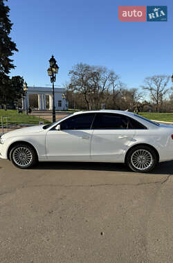 Седан Audi A4 2013 в Одессе