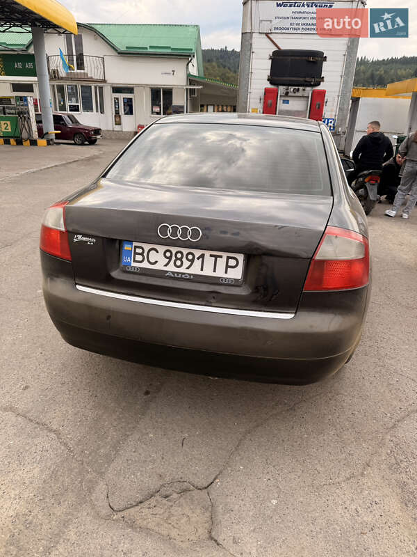 Седан Audi A4 2002 в Бориславе