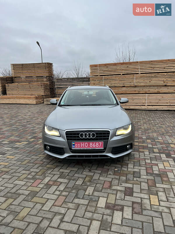 Универсал Audi A4 2010 в Луцке