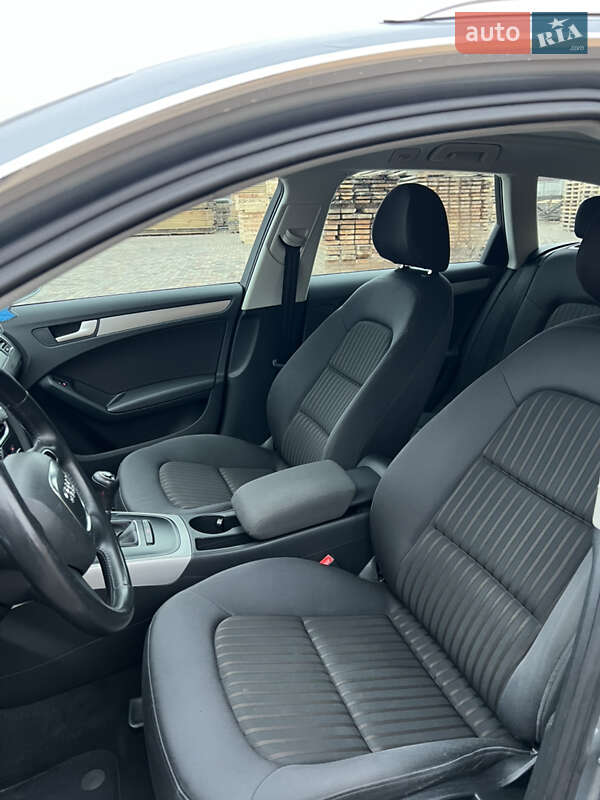 Универсал Audi A4 2010 в Луцке