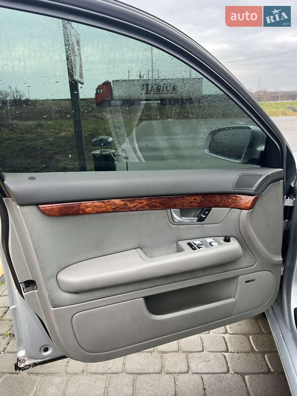 Универсал Audi A4 2002 в Львове