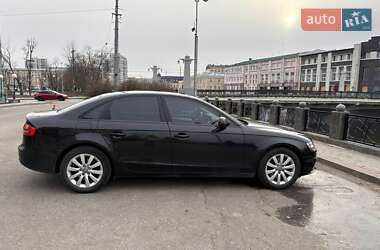 Седан Audi A4 2012 в Харькове