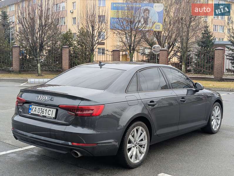 Седан Audi A4 2017 в Киеве