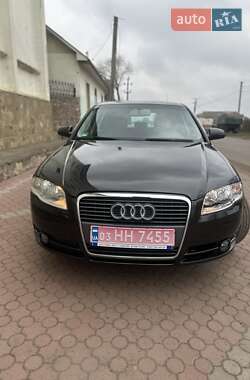 Седан Audi A4 2008 в Новоукраинке