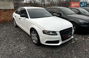 Седан Audi A4 2010 в Николаеве