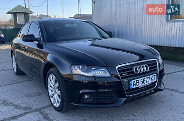 Седан Audi A4 2010 в Виннице