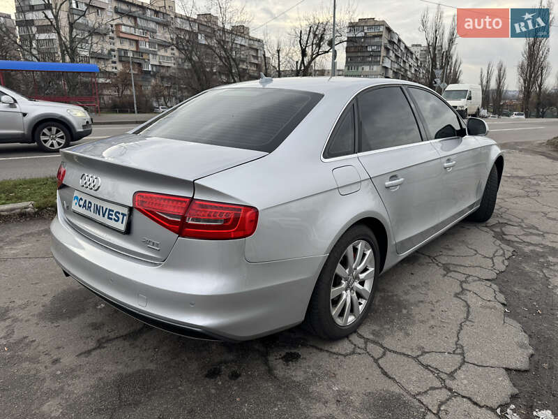 Седан Audi A4 2009 в Киеве