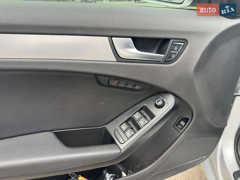 Седан Audi A4 2009 в Киеве