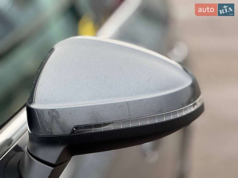 Универсал Audi A4 2018 в Кривом Роге