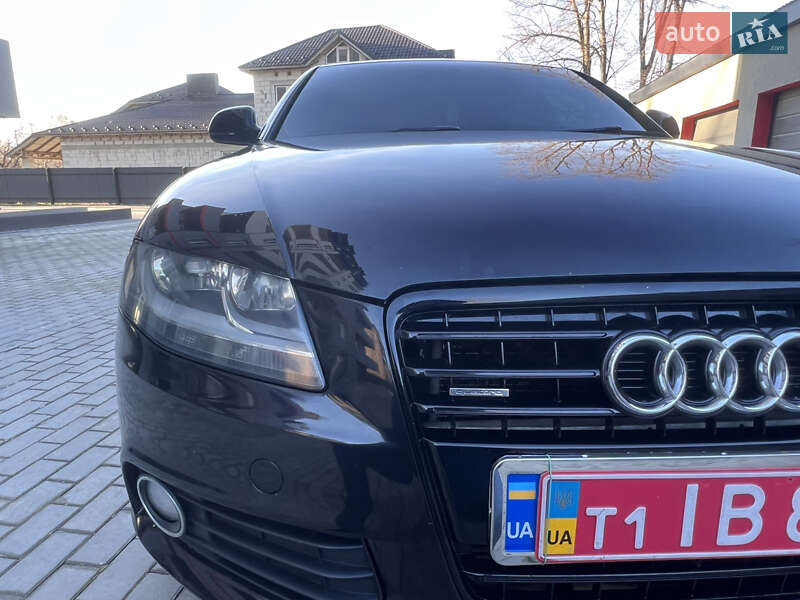 Седан Audi A4 2009 в Чорткове
