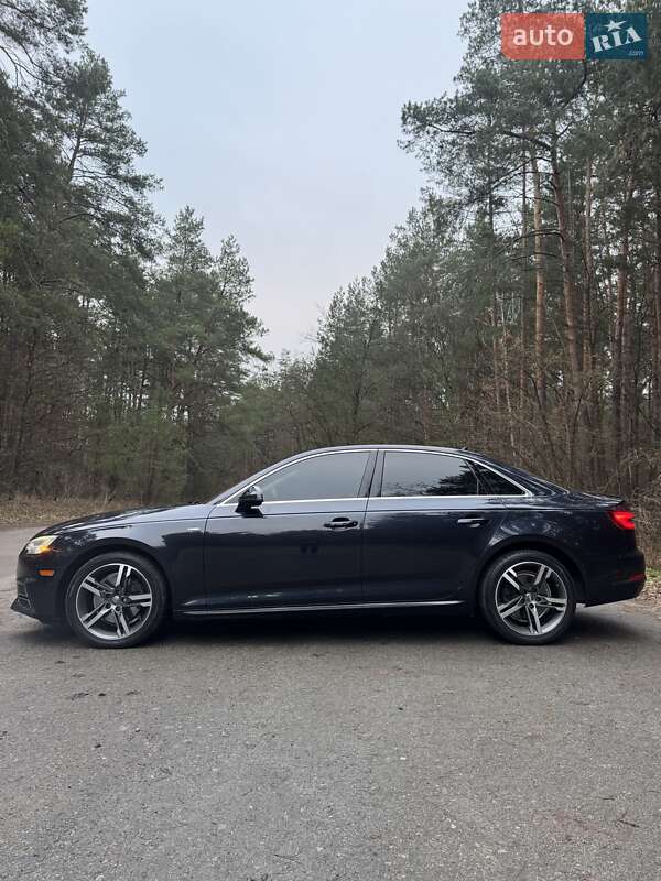 Седан Audi A4 2018 в Киеве