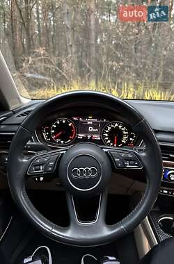 Седан Audi A4 2018 в Киеве