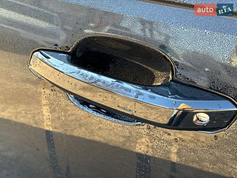 Седан Audi A4 2018 в Виннице