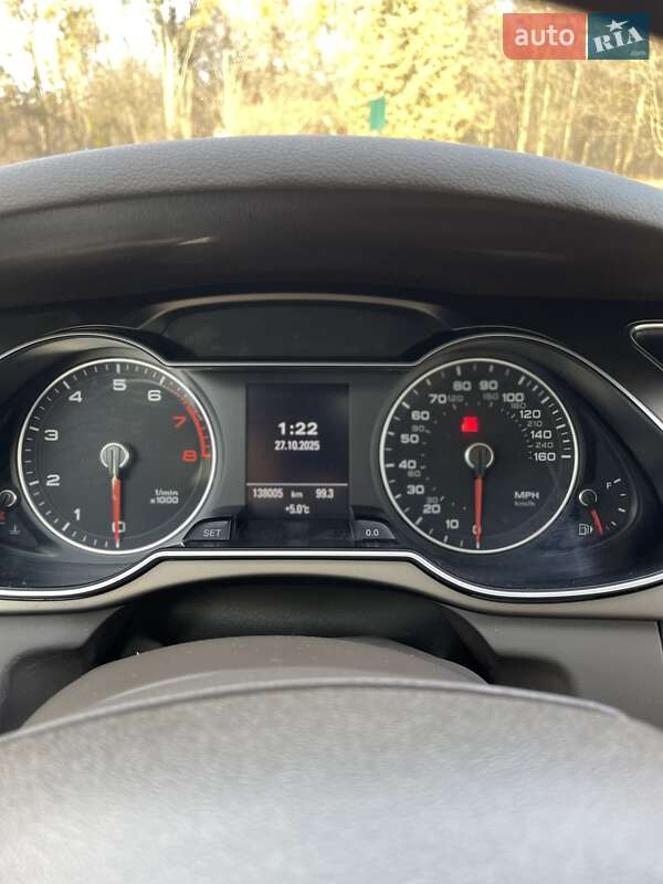 Седан Audi A4 2014 в Львове