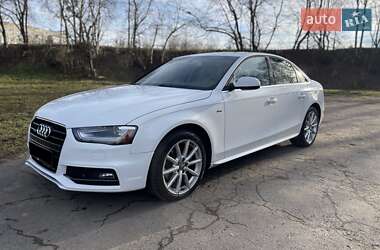 Седан Audi A4 2014 в Львове