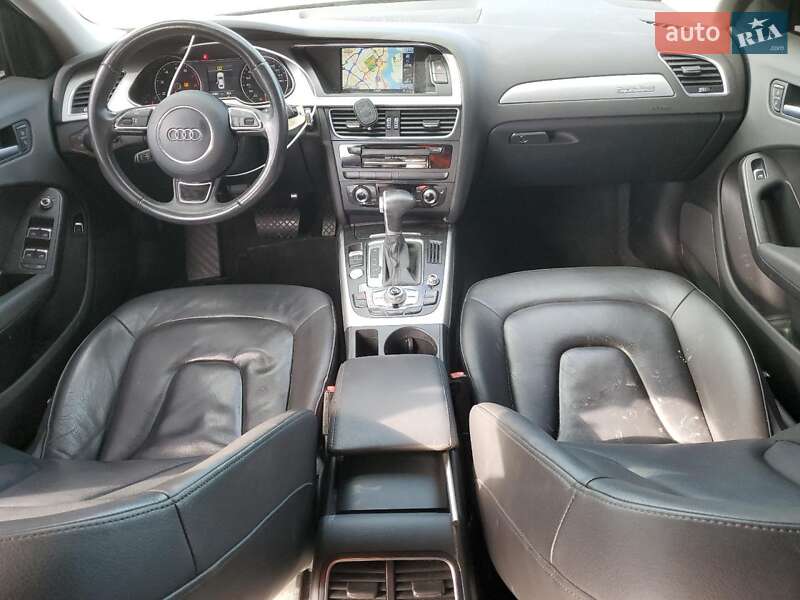 Седан Audi A4 2015 в Дніпрі