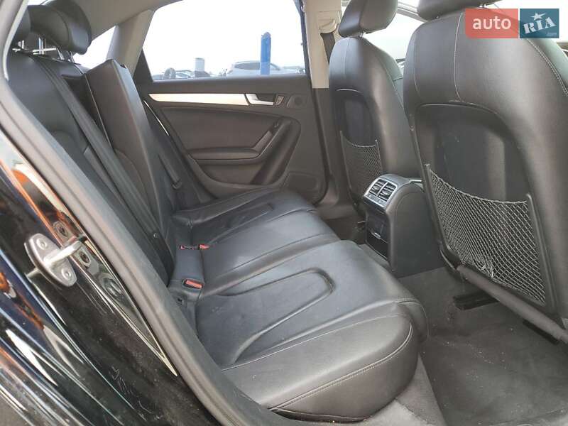 Седан Audi A4 2015 в Дніпрі