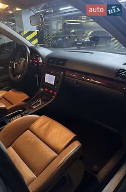 Седан Audi A4 2006 в Днепре