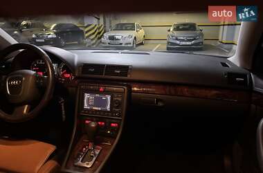 Седан Audi A4 2006 в Днепре