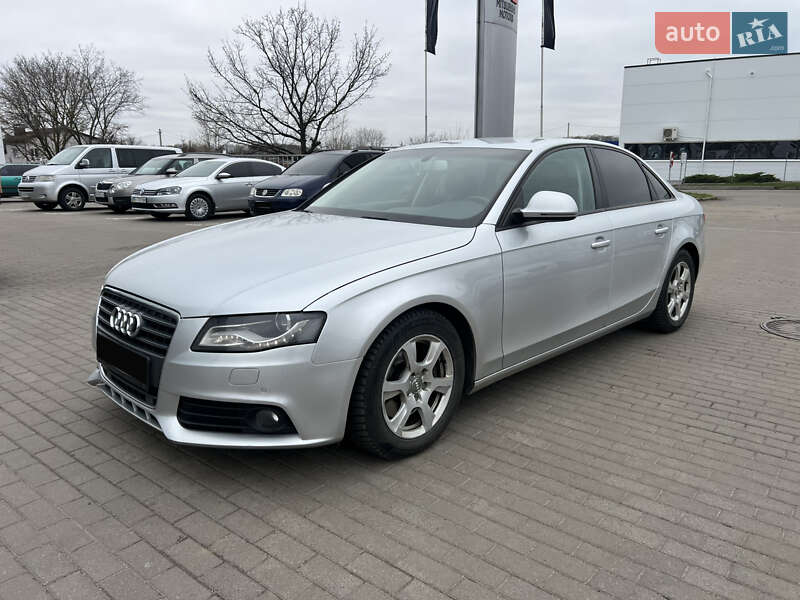 Седан Audi A4 2009 в Киеве