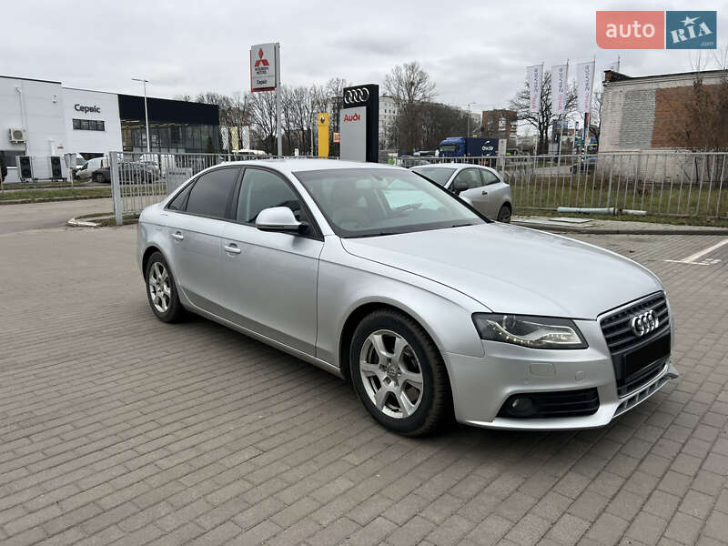 Седан Audi A4 2009 в Киеве