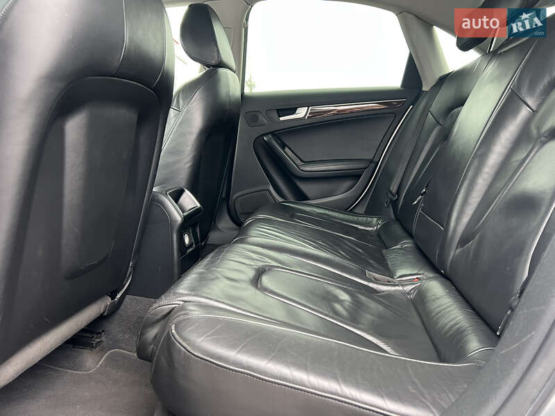 Седан Audi A4 2009 в Киеве