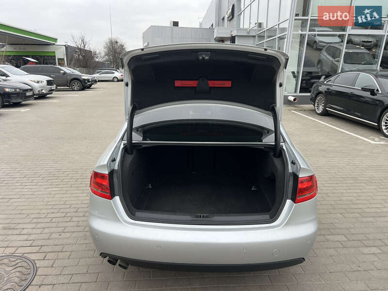 Седан Audi A4 2009 в Киеве
