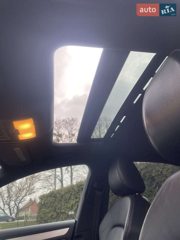 Седан Audi A4 2014 в Луцке