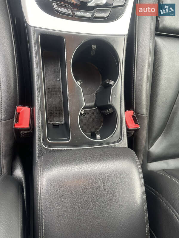 Седан Audi A4 2014 в Луцке