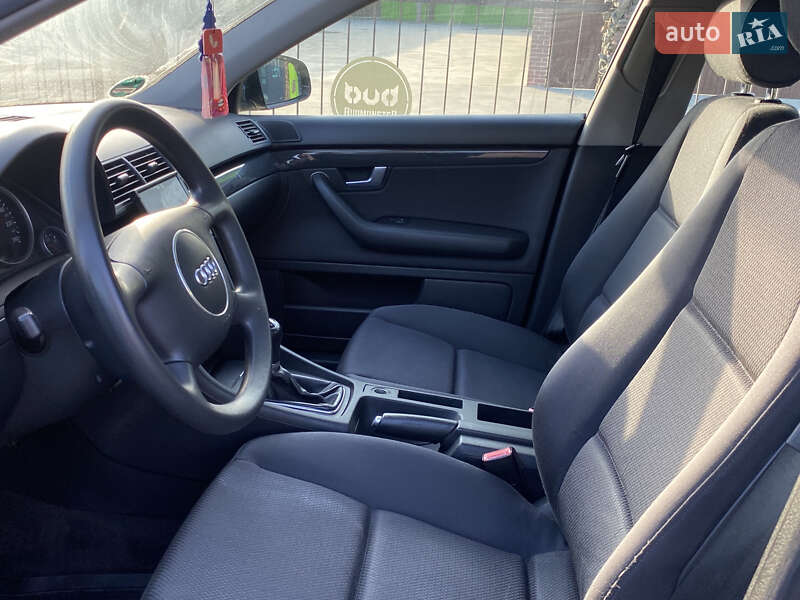 Седан Audi A4 2006 в Вознесенске