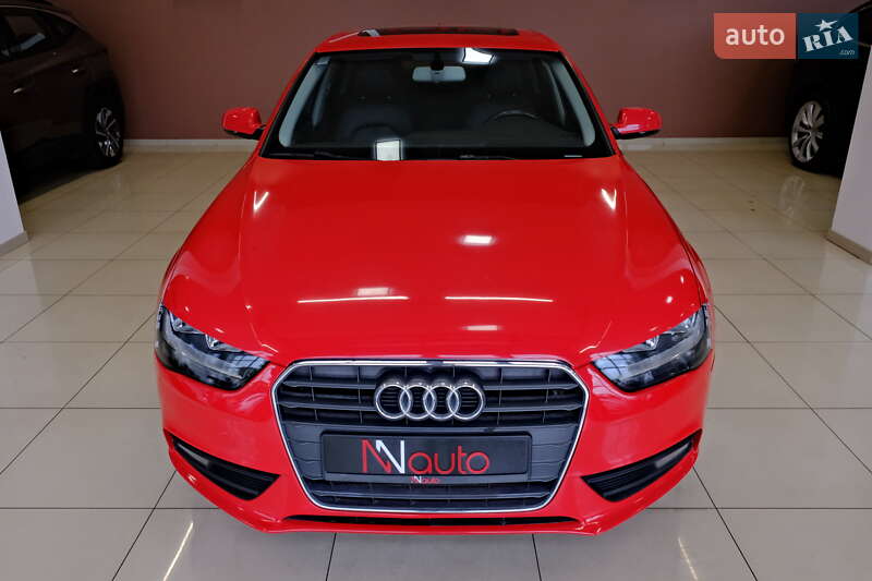 Седан Audi A4 2014 в Одесі