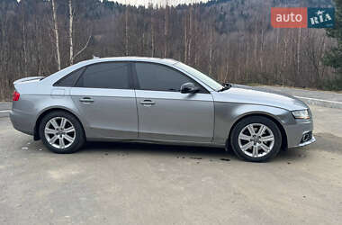 Седан Audi A4 2009 в Сходнице