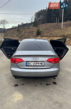 Седан Audi A4 2009 в Сходнице