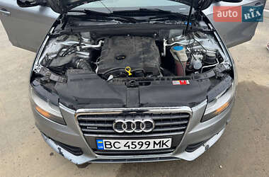 Седан Audi A4 2009 в Сходнице