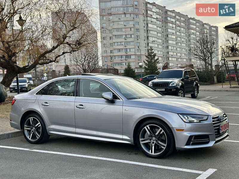 Седан Audi A4 2018 в Киеве