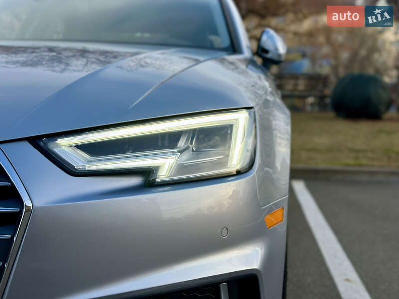 Седан Audi A4 2018 в Киеве