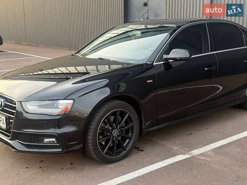 Седан Audi A4 2015 в Киеве