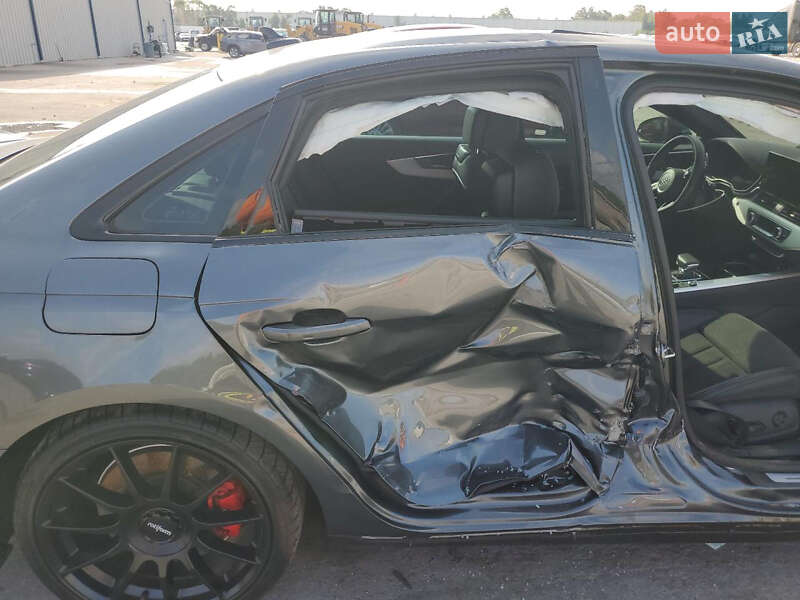 Седан Audi A4 2020 в Буче