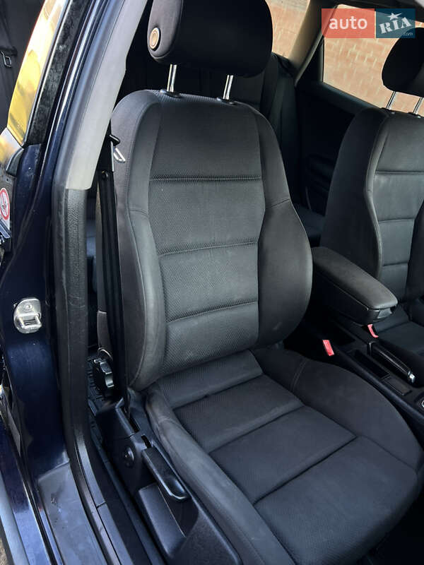 Универсал Audi A4 2002 в Львове