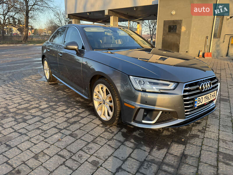 Седан Audi A4 2019 в Бучаче